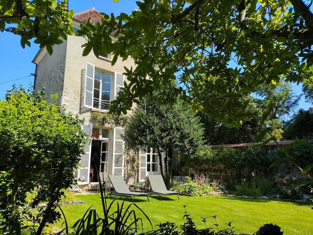 Le Grand Barrois Bed and Breakfast Crecy-la-Chapelle Buitenkant foto