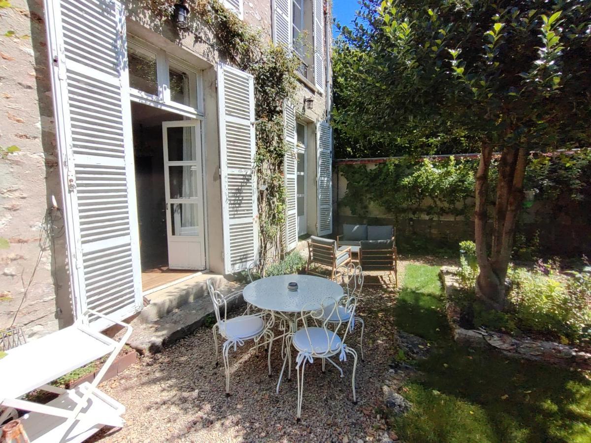 Le Grand Barrois Bed and Breakfast Crecy-la-Chapelle Buitenkant foto