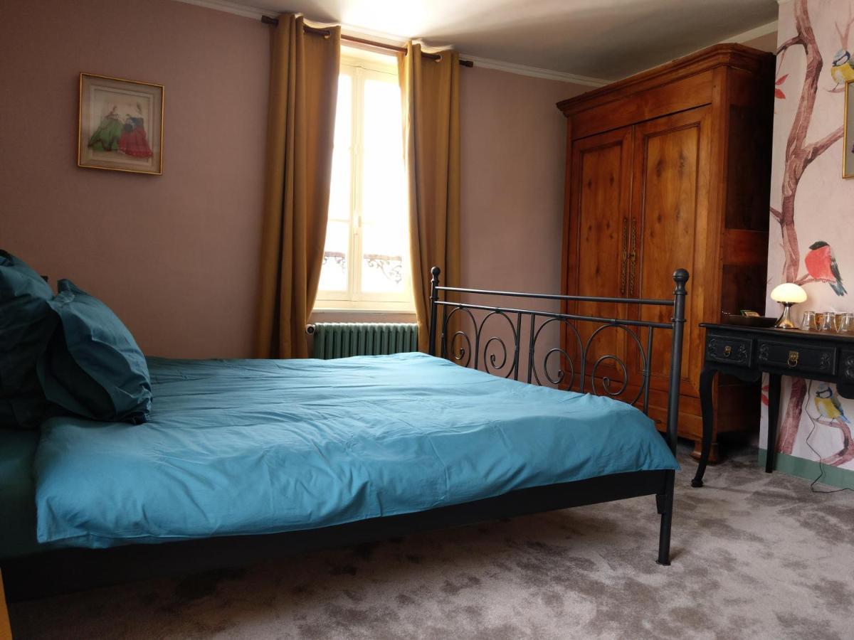 Le Grand Barrois Bed and Breakfast Crecy-la-Chapelle Buitenkant foto