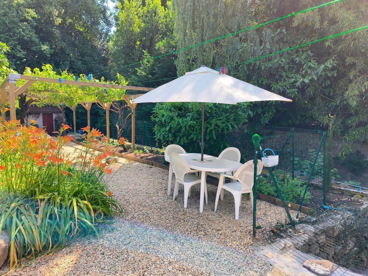 Le Grand Barrois Bed and Breakfast Crecy-la-Chapelle Buitenkant foto