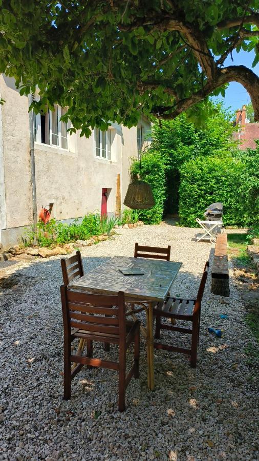 Le Grand Barrois Bed and Breakfast Crecy-la-Chapelle Buitenkant foto
